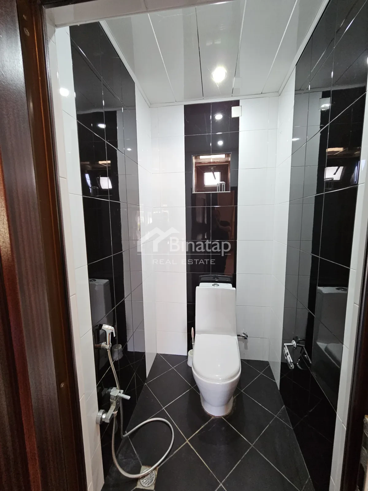 Satılır 7 otaqlı həyət evi / bağ evi 218 m², Pirşağı qəs. — şəkil 17