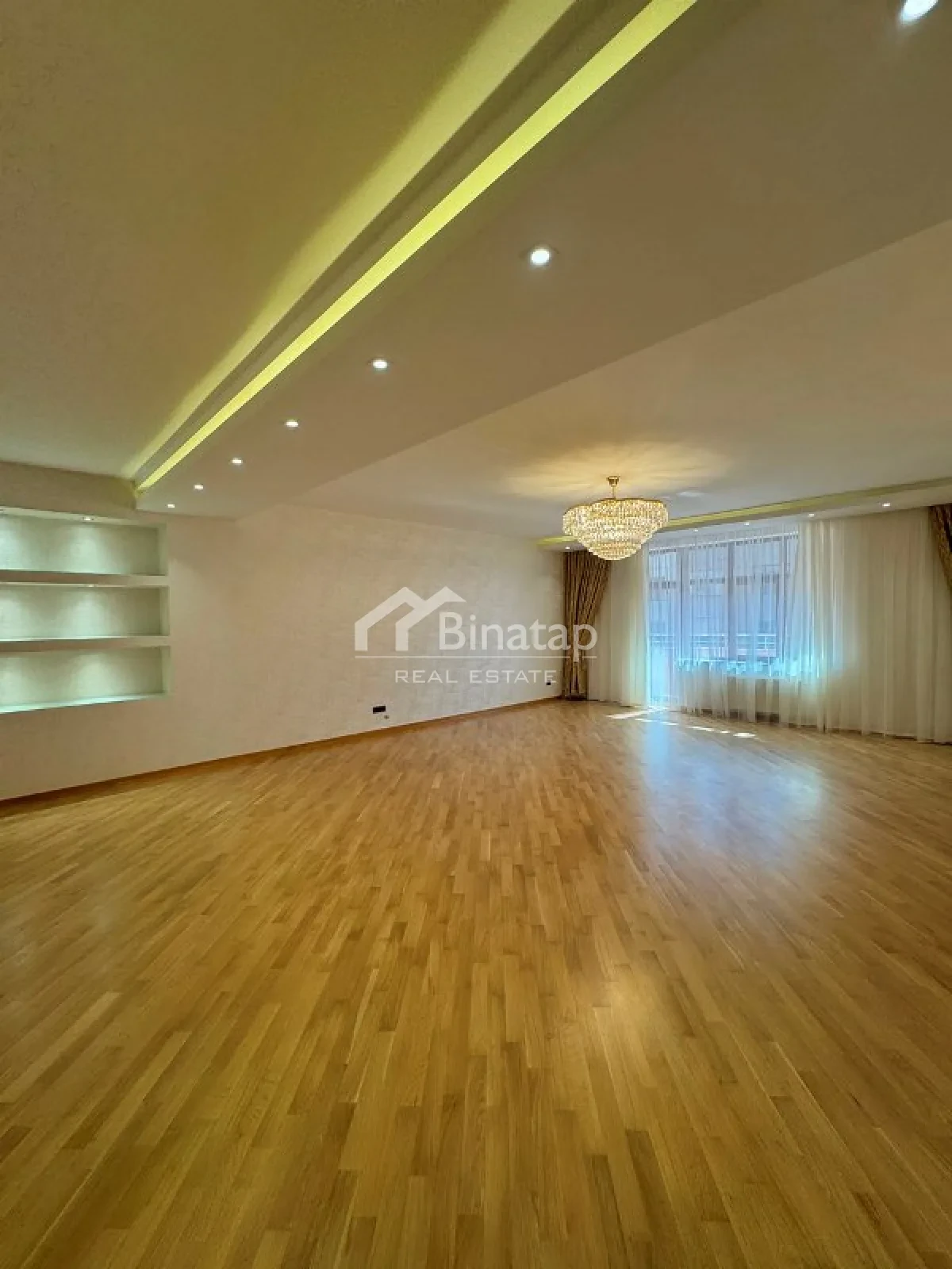 Продаётся 4-комн. новостройка 245 м², м. 28 Мая — фото 1