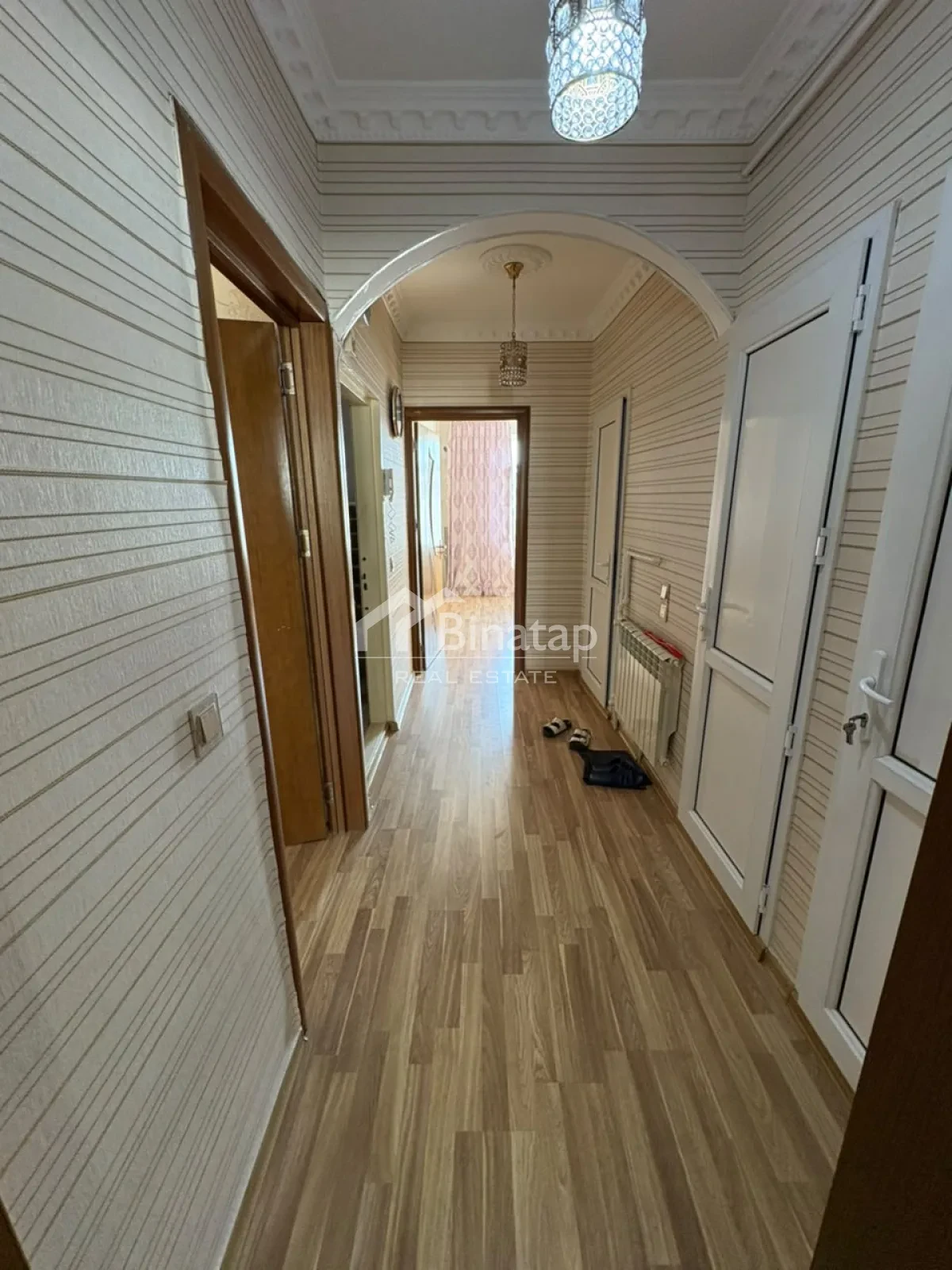 Satılır 2 otaqlı köhnə tikili 48.61 m², Xalqlar Dostluğu m. — şəkil 6