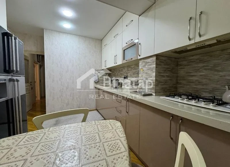 Satılır 3 otaqlı köhnə tikili 100 m², Gənclik m. — şəkil 8