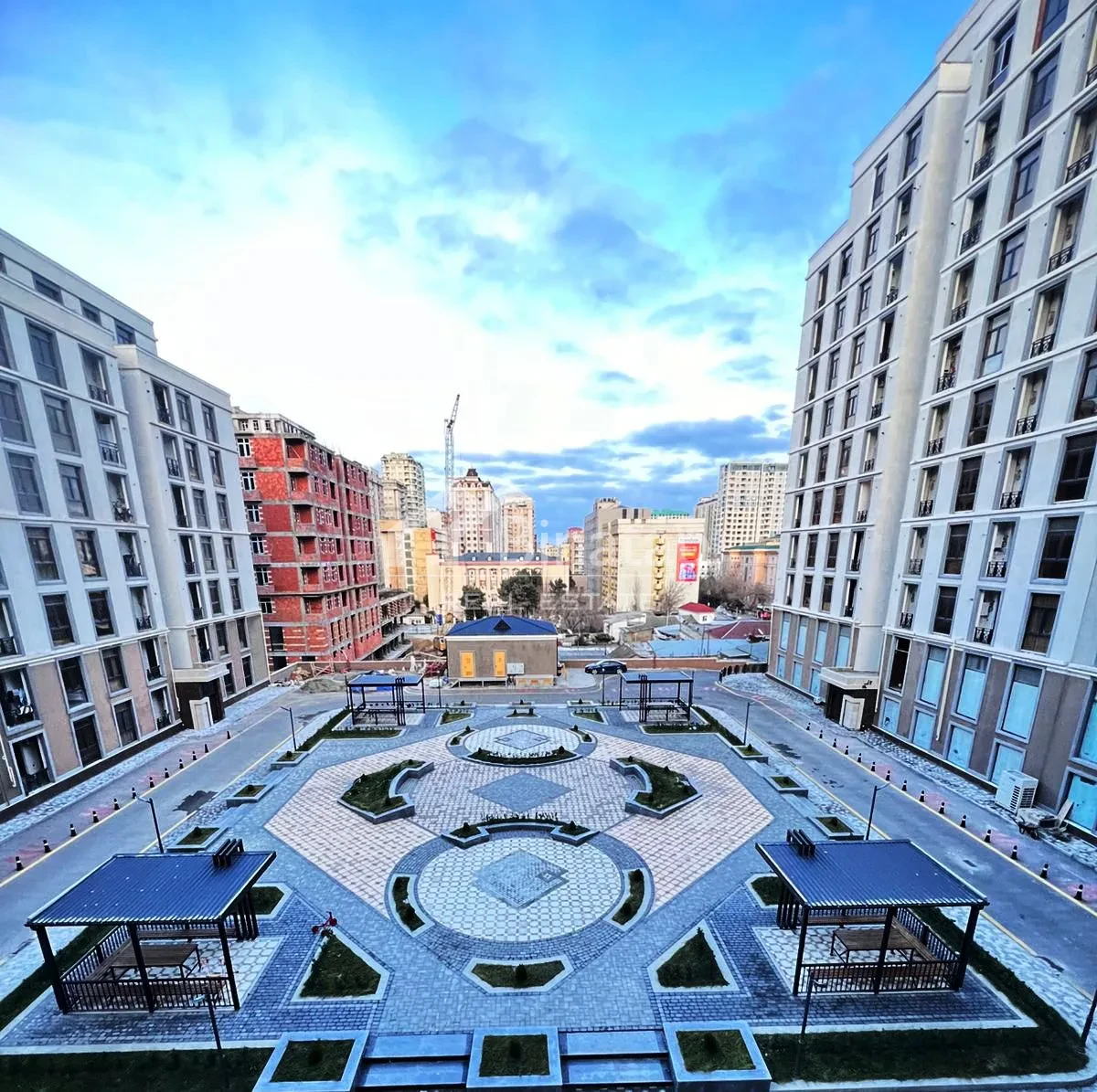 Satılır 4 otaqlı yeni tikili 143 m², Nəsimi r. — şəkil 2