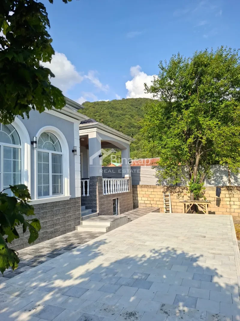 İcarəyə verilir 4 otaqlı həyət evi / bağ evi 120 m², Qəbələ r.
