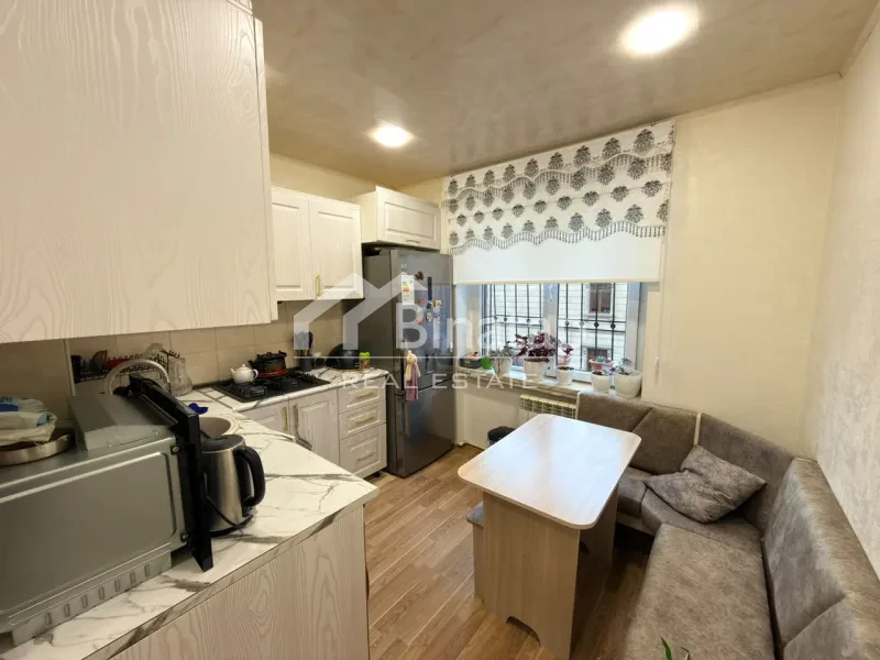 Satılır 2 otaqlı yeni tikili 60 m², İnşaatçılar m. — şəkil 6