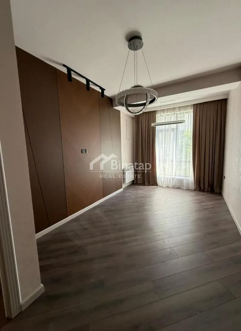 Satılır 2 otaqlı yeni tikili 67 m², 28 May m.