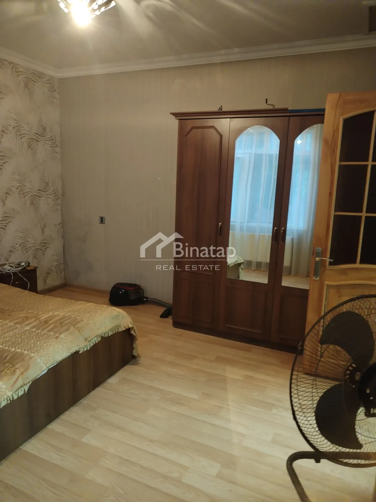 Satılır 4 otaqlı köhnə tikili 1000 m², Koroğlu m. — şəkil 4
