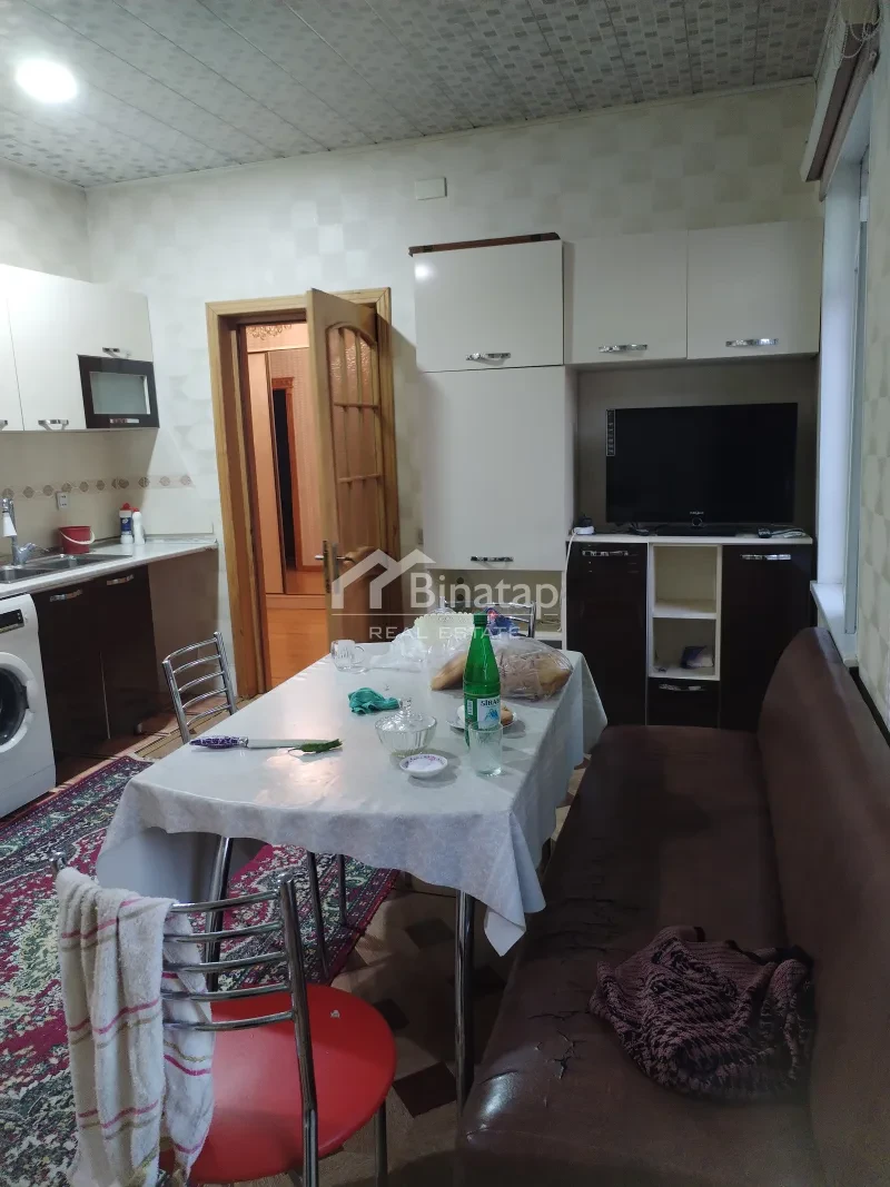 Satılır 4 otaqlı köhnə tikili 1000 m², Koroğlu m. — şəkil 7