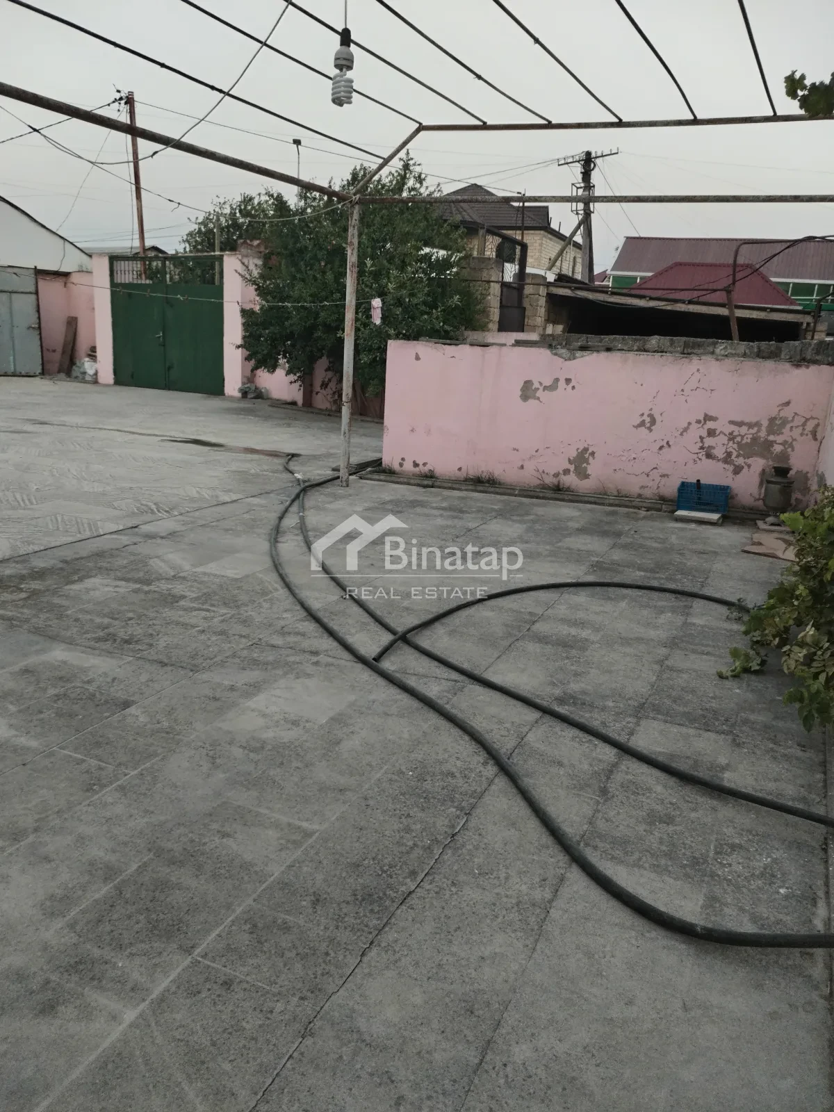 Satılır 4 otaqlı köhnə tikili 1000 m², Koroğlu m. — şəkil 11
