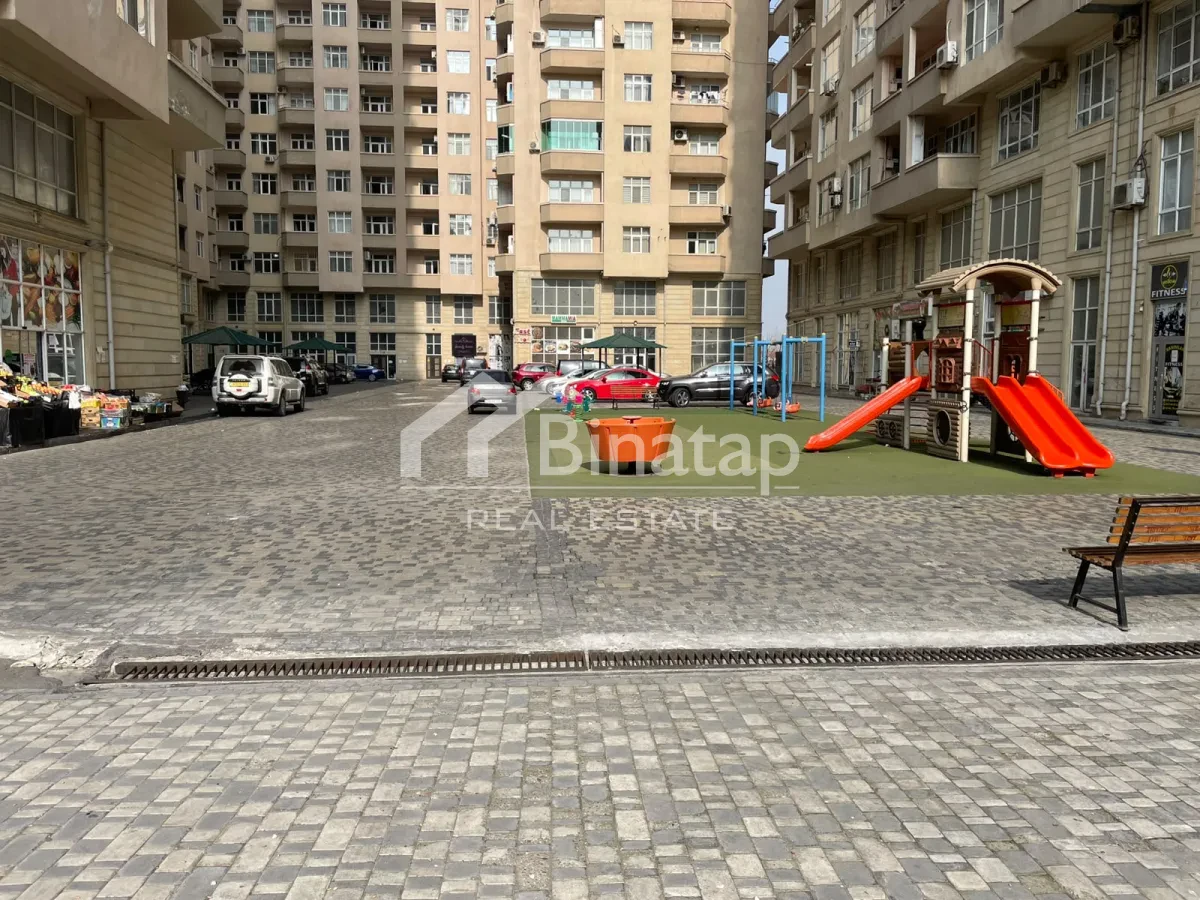 Satılır 6 otaqlı yeni tikili 300 m², 8 Noyabr m. — şəkil 1