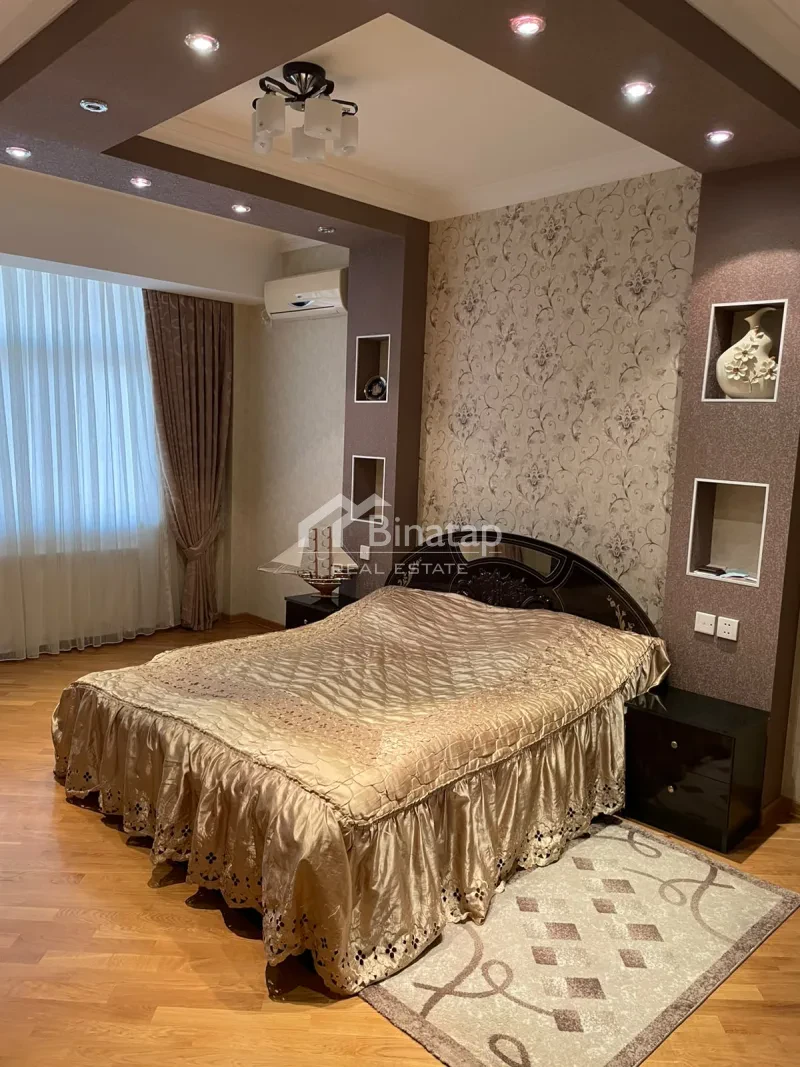 Satılır 6 otaqlı yeni tikili 300 m², 8 Noyabr m. — şəkil 5