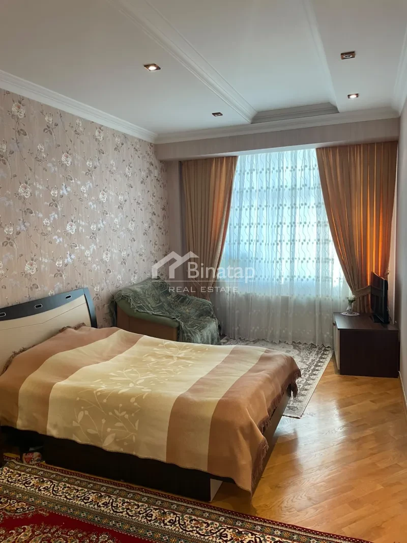 Satılır 6 otaqlı yeni tikili 300 m², 8 Noyabr m. — şəkil 14