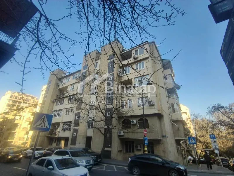 Satılır 2 otaqlı köhnə tikili 58 m², İçərişəhər m. — şəkil 2