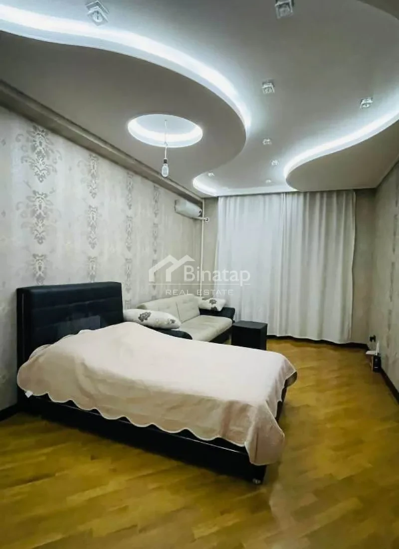 Satılır 3 otaqlı yeni tikili 165 m², 8 Noyabr m. — şəkil 4