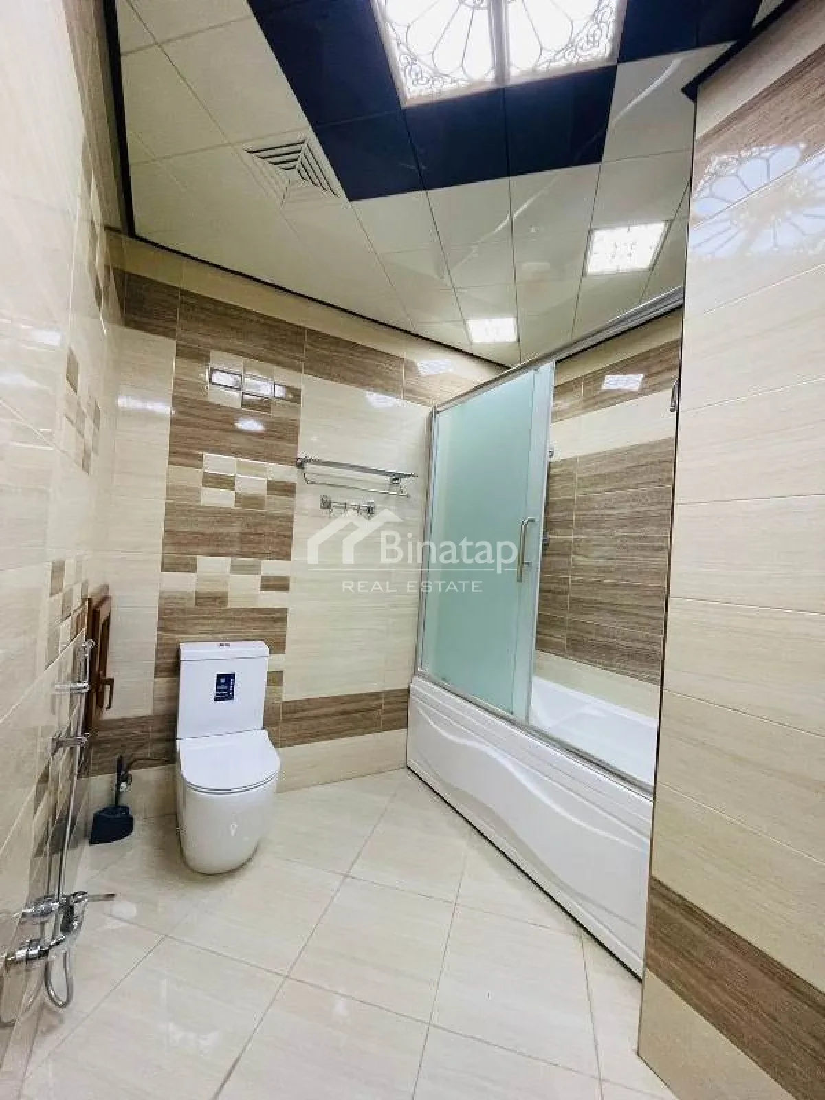 Satılır 3 otaqlı yeni tikili 165 m², 8 Noyabr m. — şəkil 10