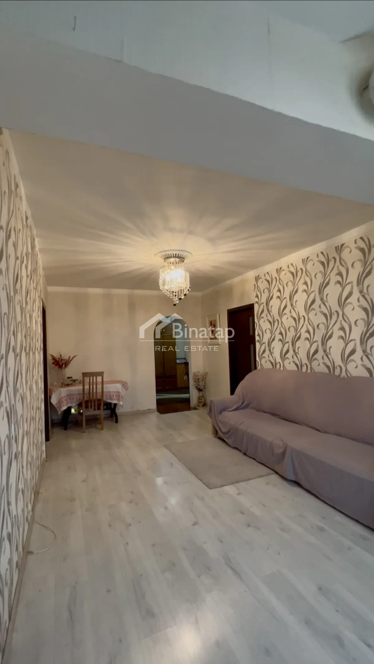 Satılır 3 otaqlı köhnə tikili 65 m², Gənclik m. — şəkil 1