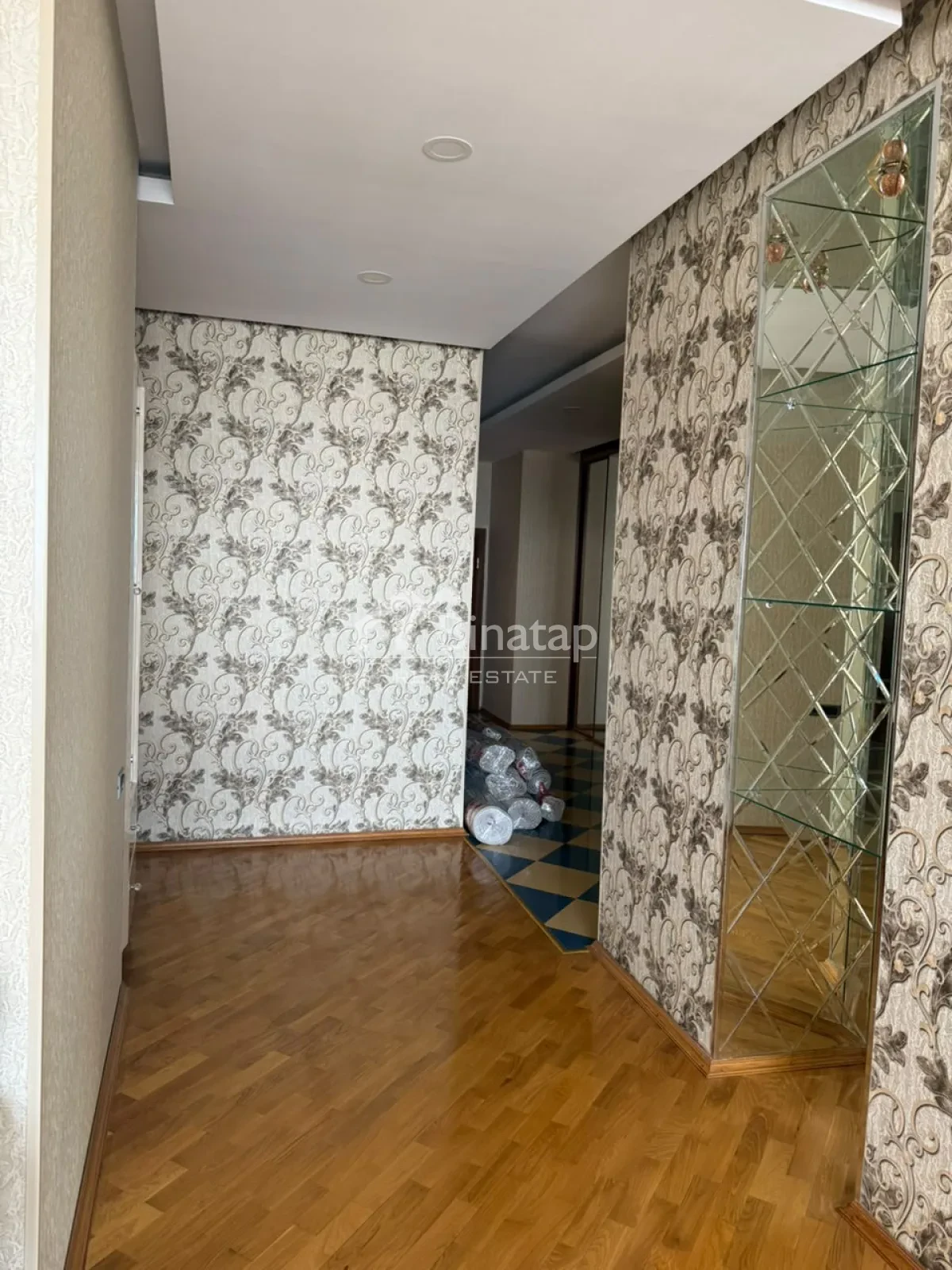 İcarəyə verilir 3 otaqlı yeni tikili 110 m², İnşaatçılar m. — şəkil 11