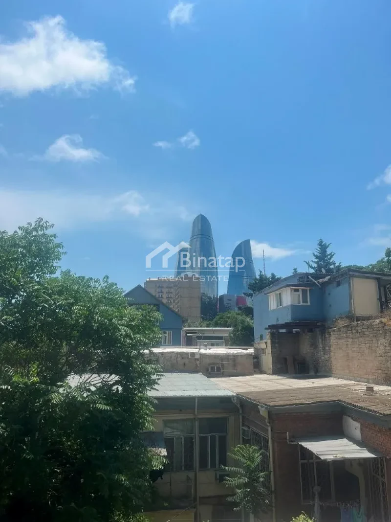 Satılır 2 otaqlı köhnə tikili 55 m², İçərişəhər m. — şəkil 7