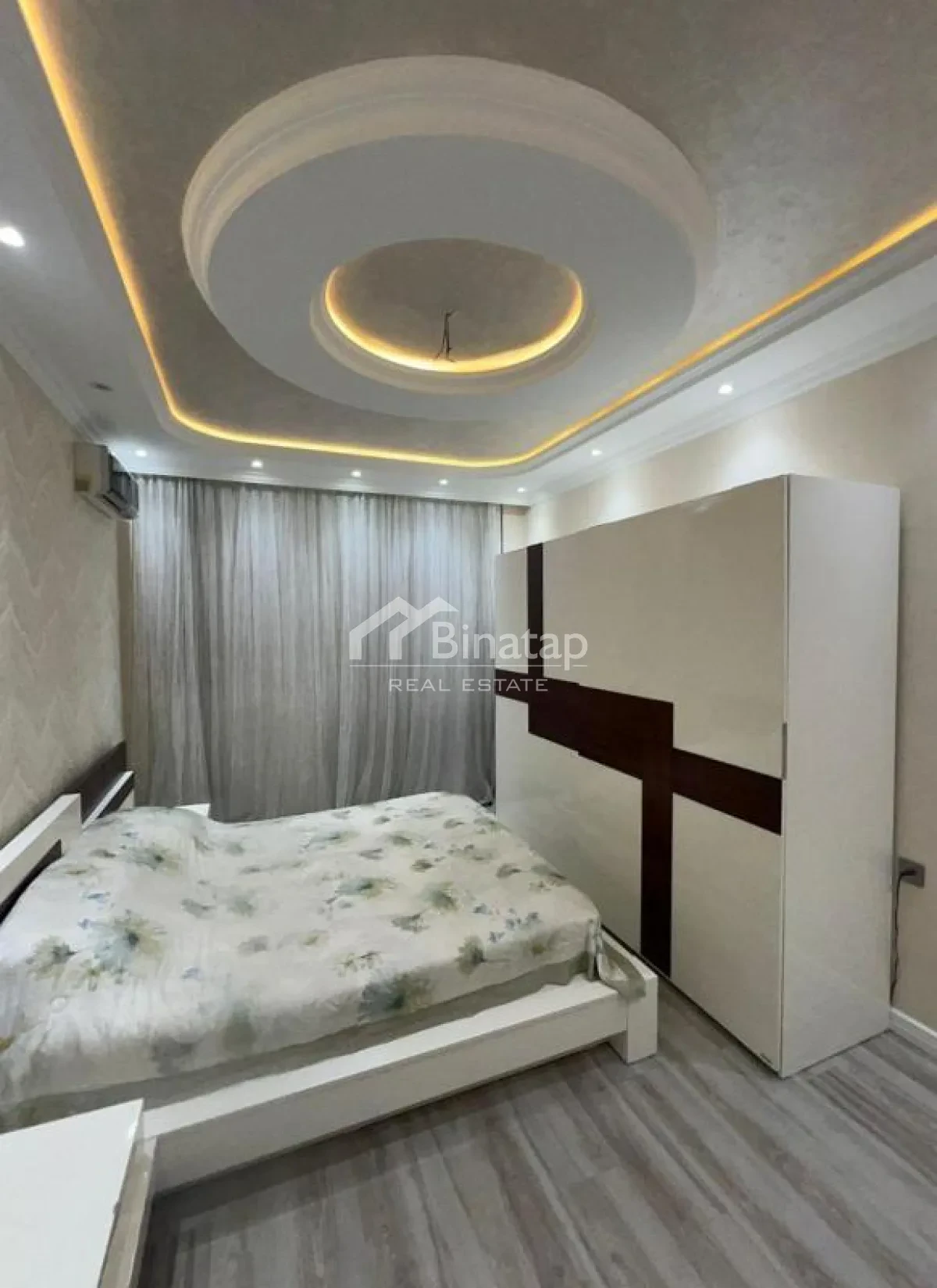 Satılır 2 otaqlı yeni tikili 106 m², 8 Noyabr m. — şəkil 6
