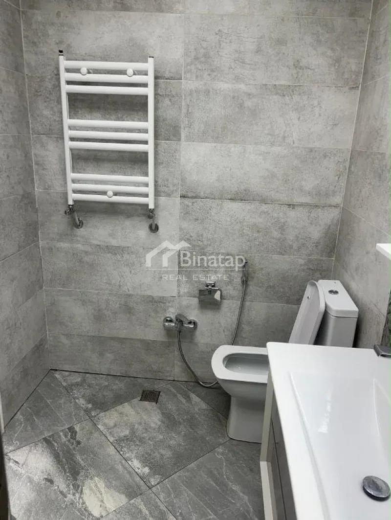 Satılır 2 otaqlı yeni tikili 106 m², 8 Noyabr m. — şəkil 16