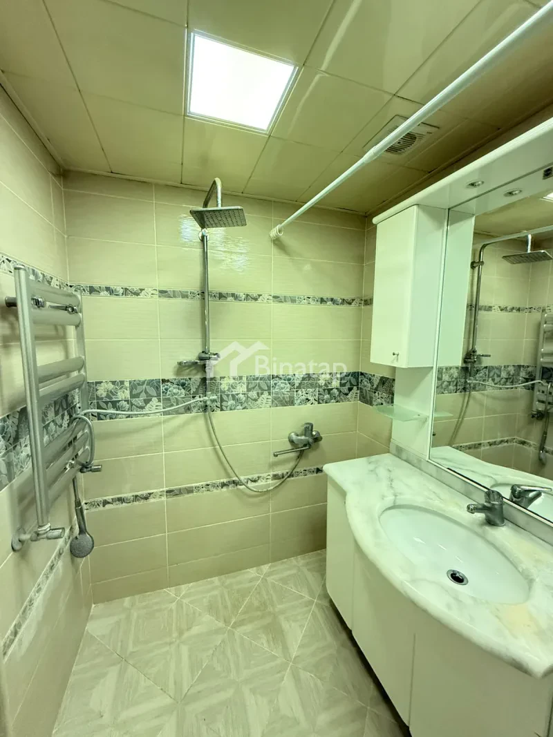Satılır 3 otaqlı köhnə tikili 70 m², Elmlər Akademiyası m. — şəkil 9