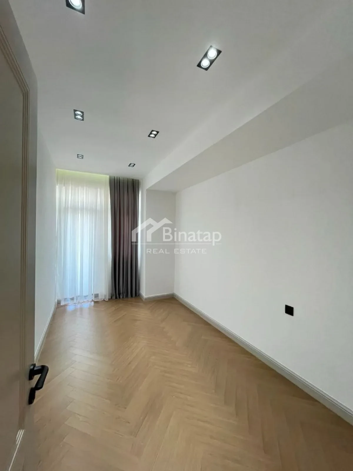 Продаётся 3-комн. новостройка 93 м², м. Хатаи — фото 8
