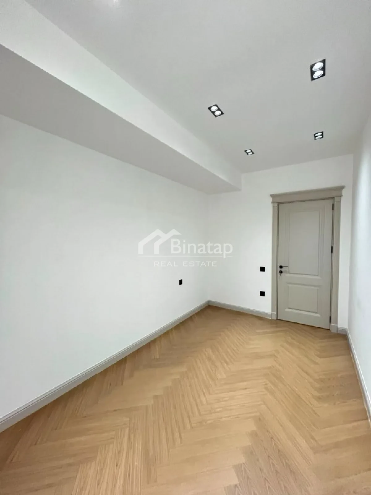 Продаётся 3-комн. новостройка 93 м², м. Хатаи — фото 9