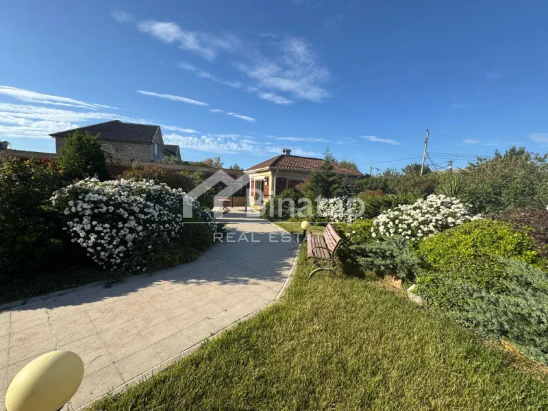 Satılır 9 otaqlı həyət evi / bağ evi 1000 m², Bilgəh qəs. — şəkil 4