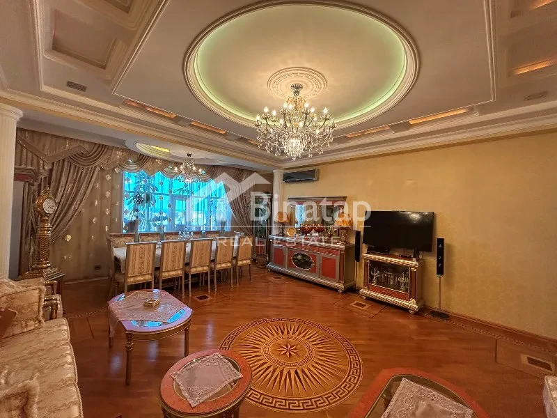 Satılır 4 otaqlı yeni tikili 310 m², 28 May m. — şəkil 2