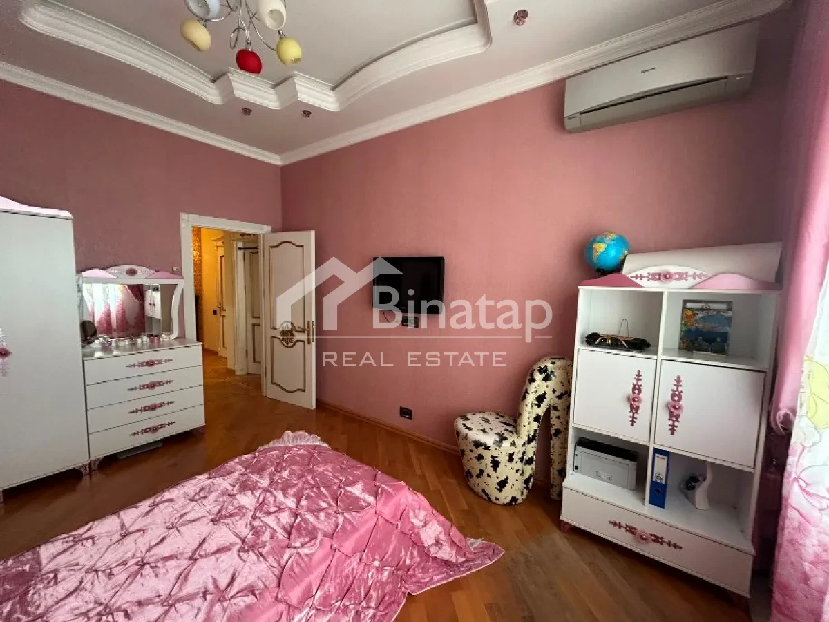 Satılır 4 otaqlı yeni tikili 310 m², 28 May m. — şəkil 10