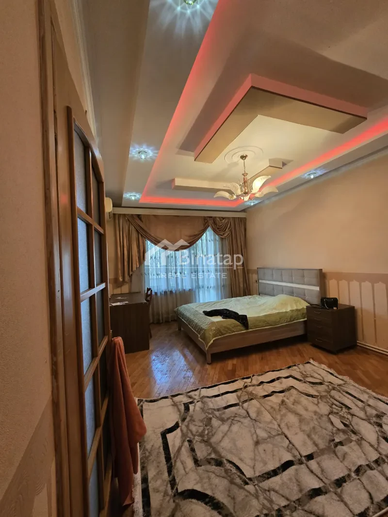 Сдаётся 3-комн. квартира 75 м², м. Низами — фото 6