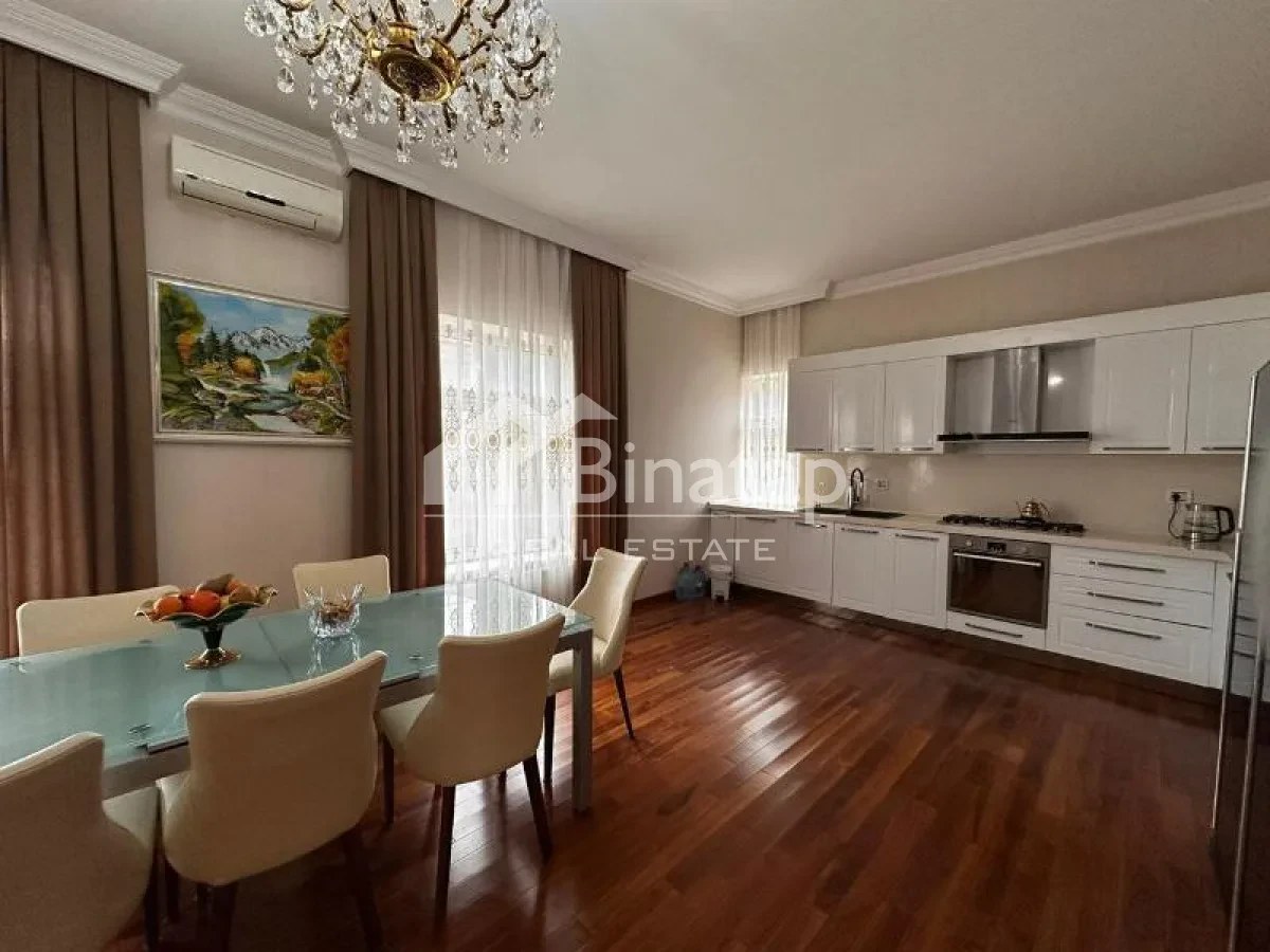 Satılır 9 otaqlı həyət evi / bağ evi 600 m², Bilgəh qəs. — şəkil 10