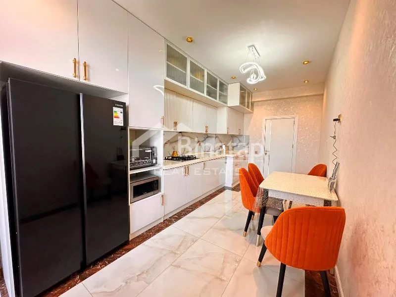 Satılır 3 otaqlı yeni tikili 100 m², İnşaatçılar m. — şəkil 8