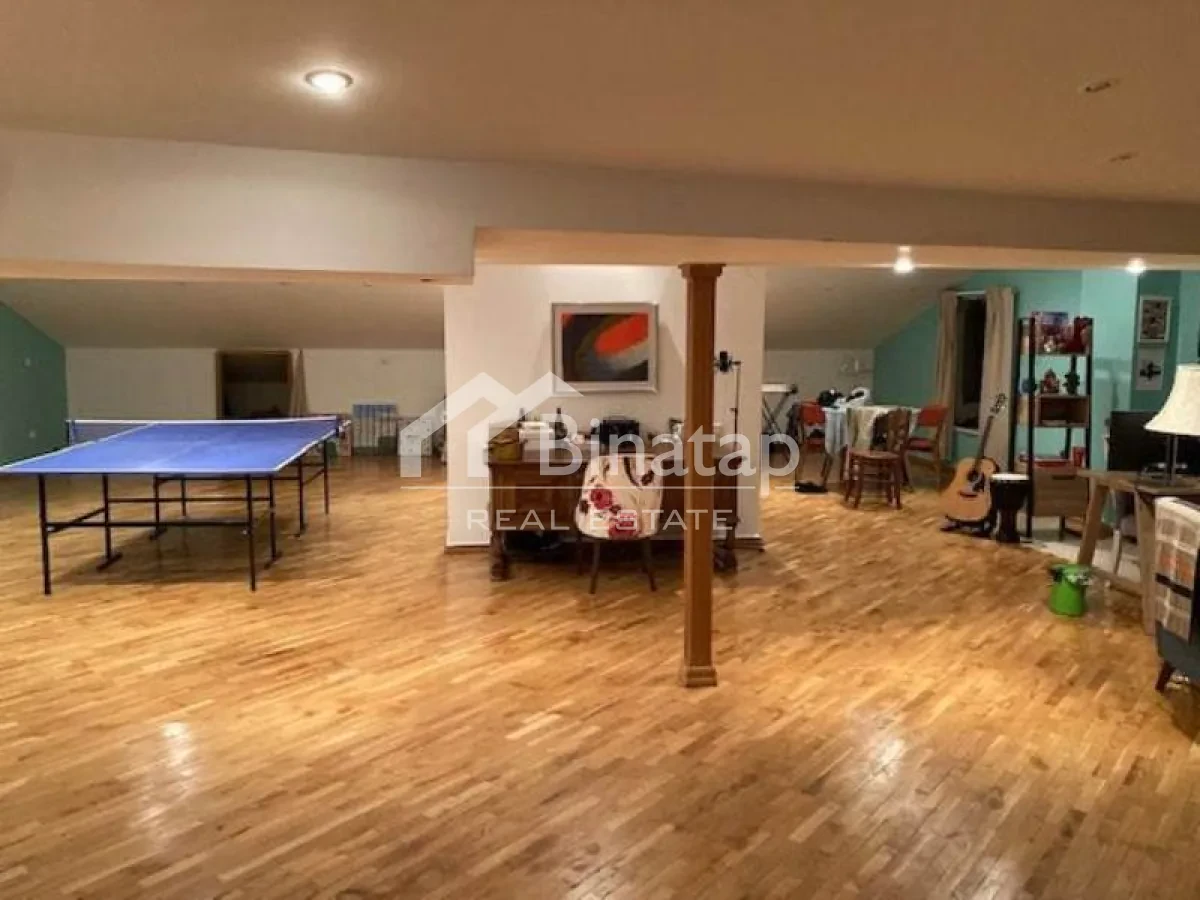 Satılır 7 otaqlı köhnə tikili 470 m², Sahil m. — şəkil 2