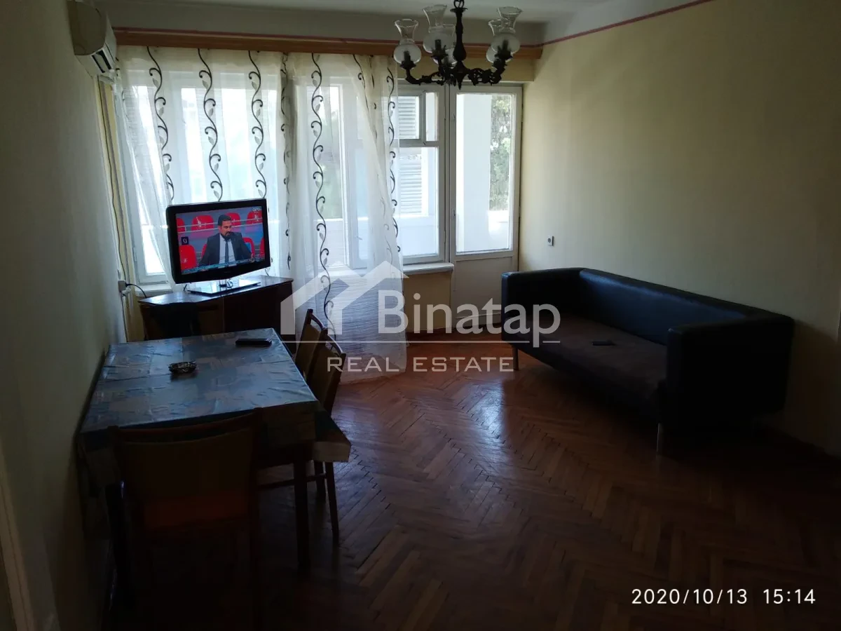 Satılır 3 otaqlı köhnə tikili 80 m², 28 May m. — şəkil 2