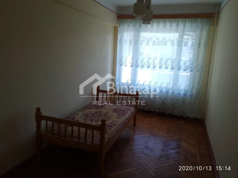 Satılır 3 otaqlı köhnə tikili 80 m², 28 May m. — şəkil 6
