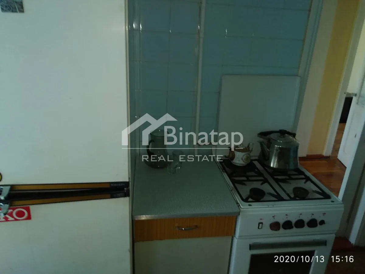 Satılır 3 otaqlı köhnə tikili 80 m², 28 May m. — şəkil 12