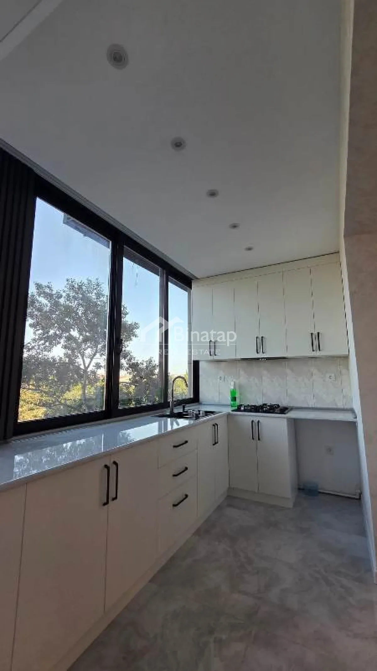 Satılır 3 otaqlı köhnə tikili 61 m², Gənclik m. — şəkil 2