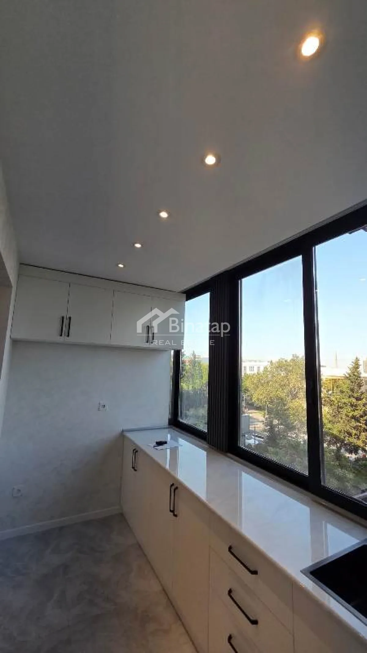 Satılır 3 otaqlı köhnə tikili 61 m², Gənclik m. — şəkil 3