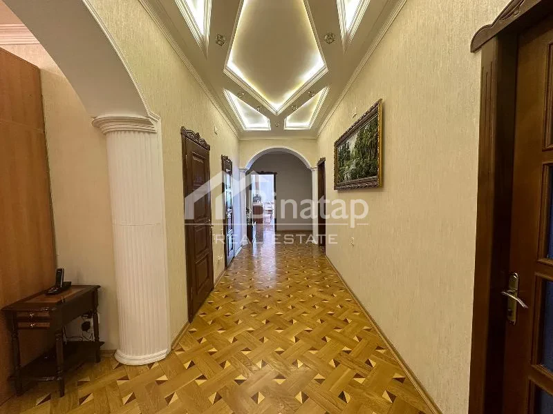 Satılır 3 otaqlı yeni tikili 140 m², İnşaatçılar m. — şəkil 15