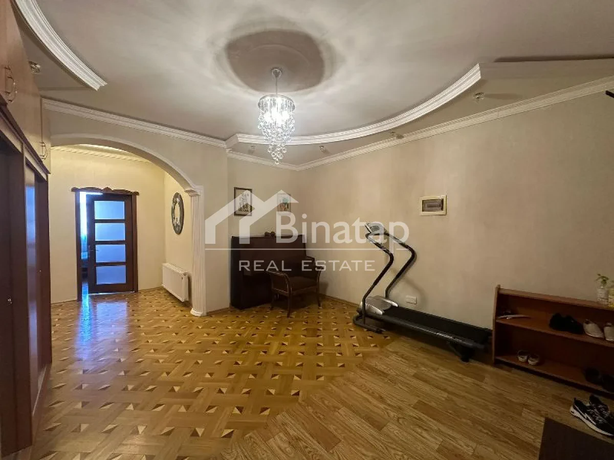 Satılır 3 otaqlı yeni tikili 140 m², İnşaatçılar m. — şəkil 16