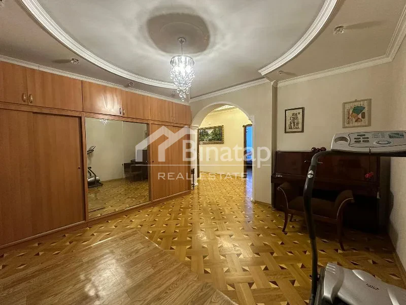 Satılır 3 otaqlı yeni tikili 140 m², İnşaatçılar m. — şəkil 18