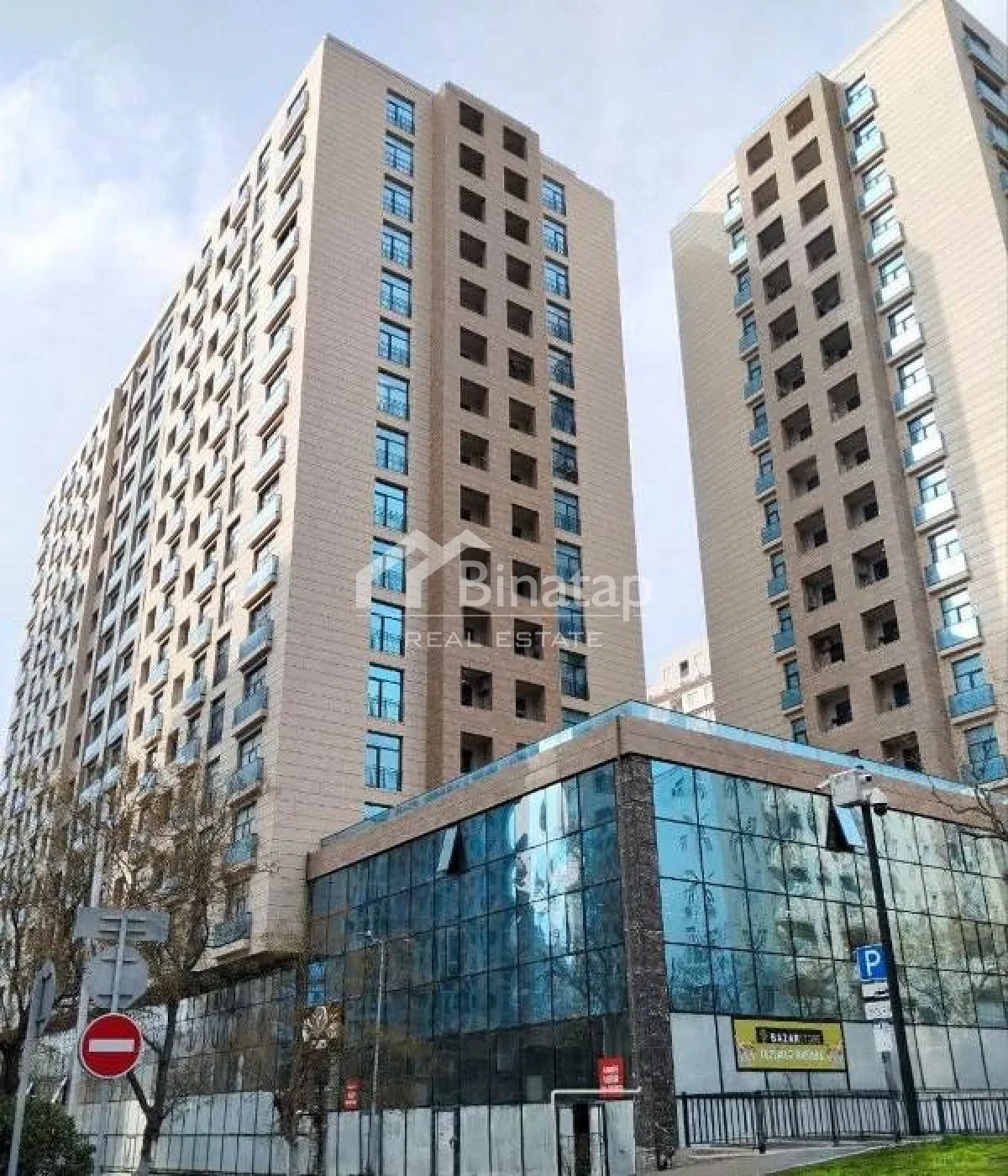 Satılır 2 otaqlı yeni tikili 67 m², 28 May m. — şəkil 1