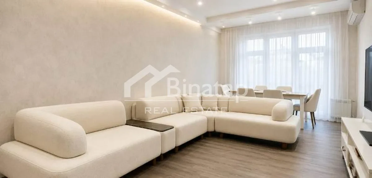 Satılır 2 otaqlı yeni tikili 67 m², 28 May m. — şəkil 3