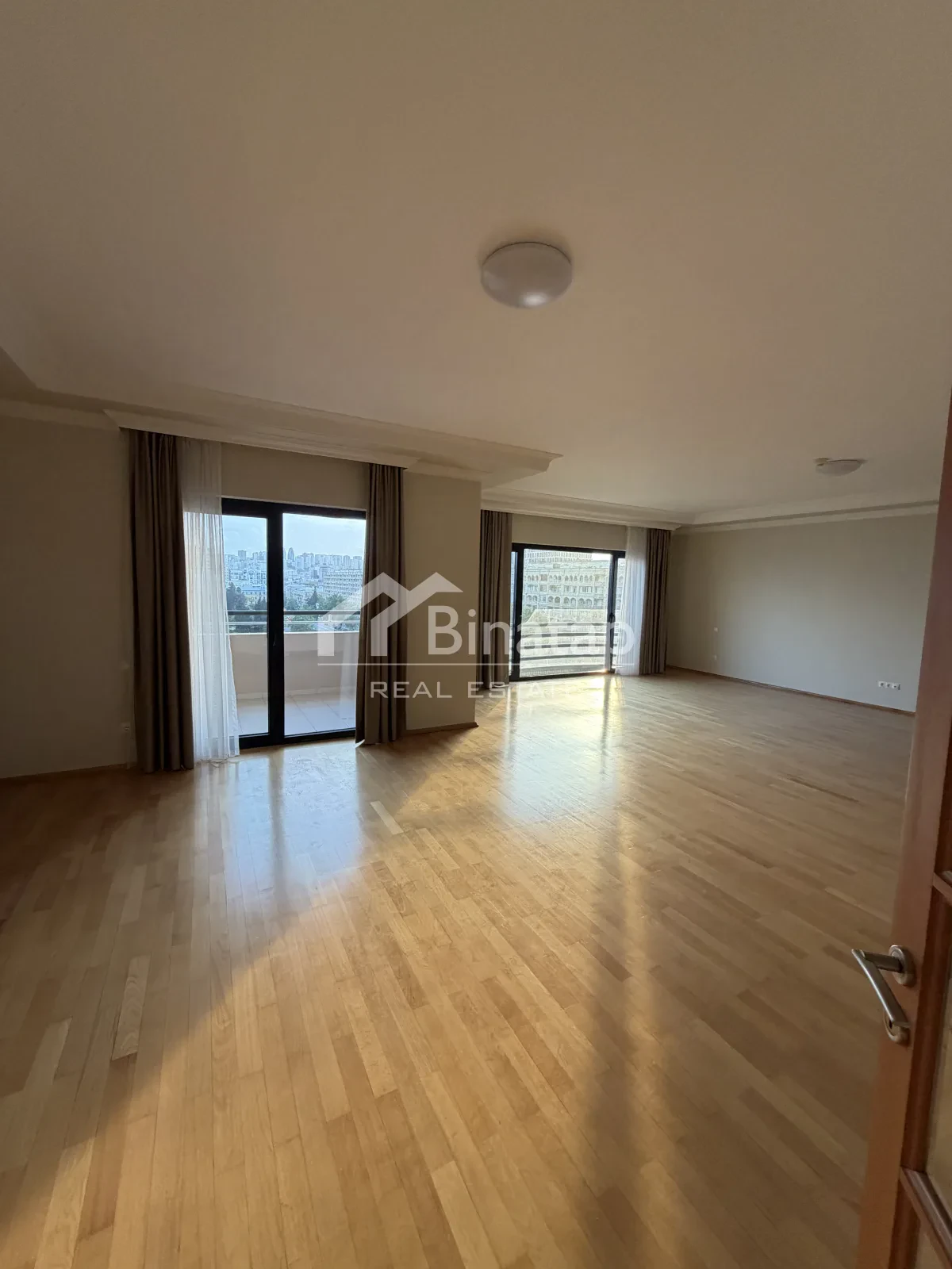 Satılır 4 otaqlı yeni tikili 180 m², Sahil m. — şəkil 9