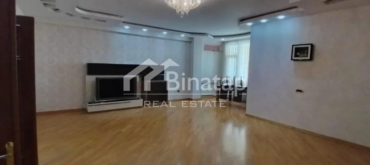 Satılır 4 otaqlı yeni tikili 200 m², Nəsimi r. — şəkil 1
