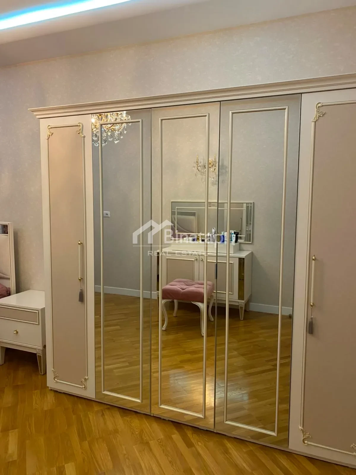 İcarəyə verilir 2 otaqlı yeni tikili 105 m², 8 Noyabr m. — şəkil 8