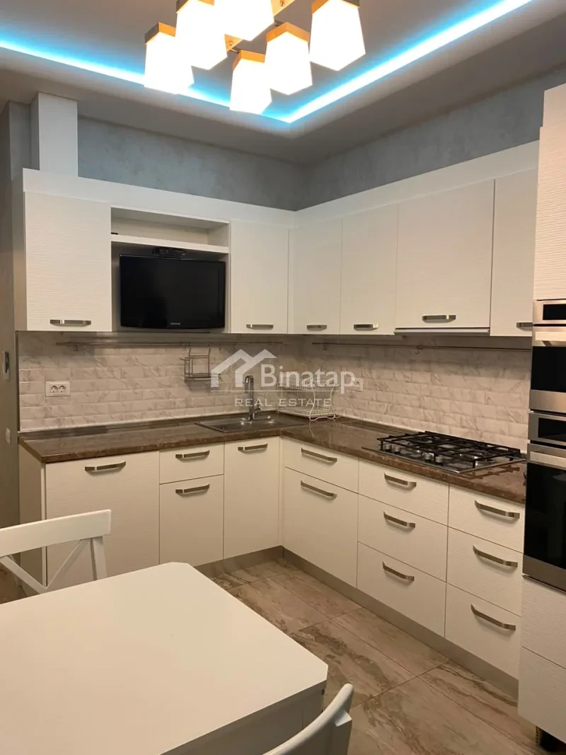 İcarəyə verilir 2 otaqlı yeni tikili 105 m², 8 Noyabr m. — şəkil 12