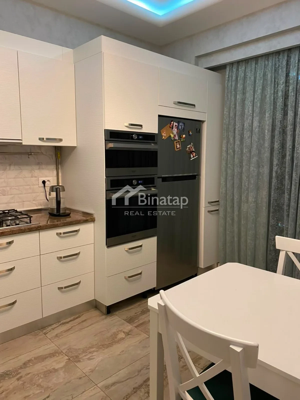 İcarəyə verilir 2 otaqlı yeni tikili 105 m², 8 Noyabr m. — şəkil 13
