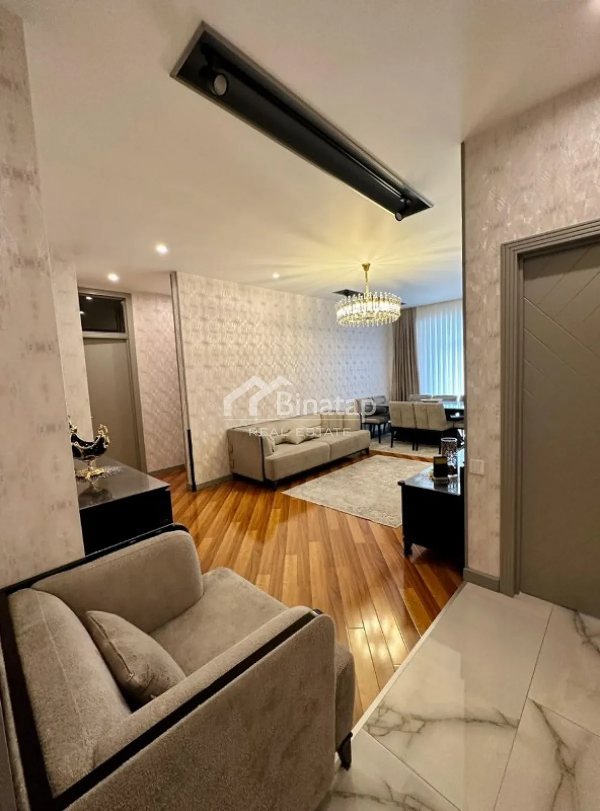 Satılır 3 otaqlı yeni tikili 107 m², 8 Noyabr m. — şəkil 1