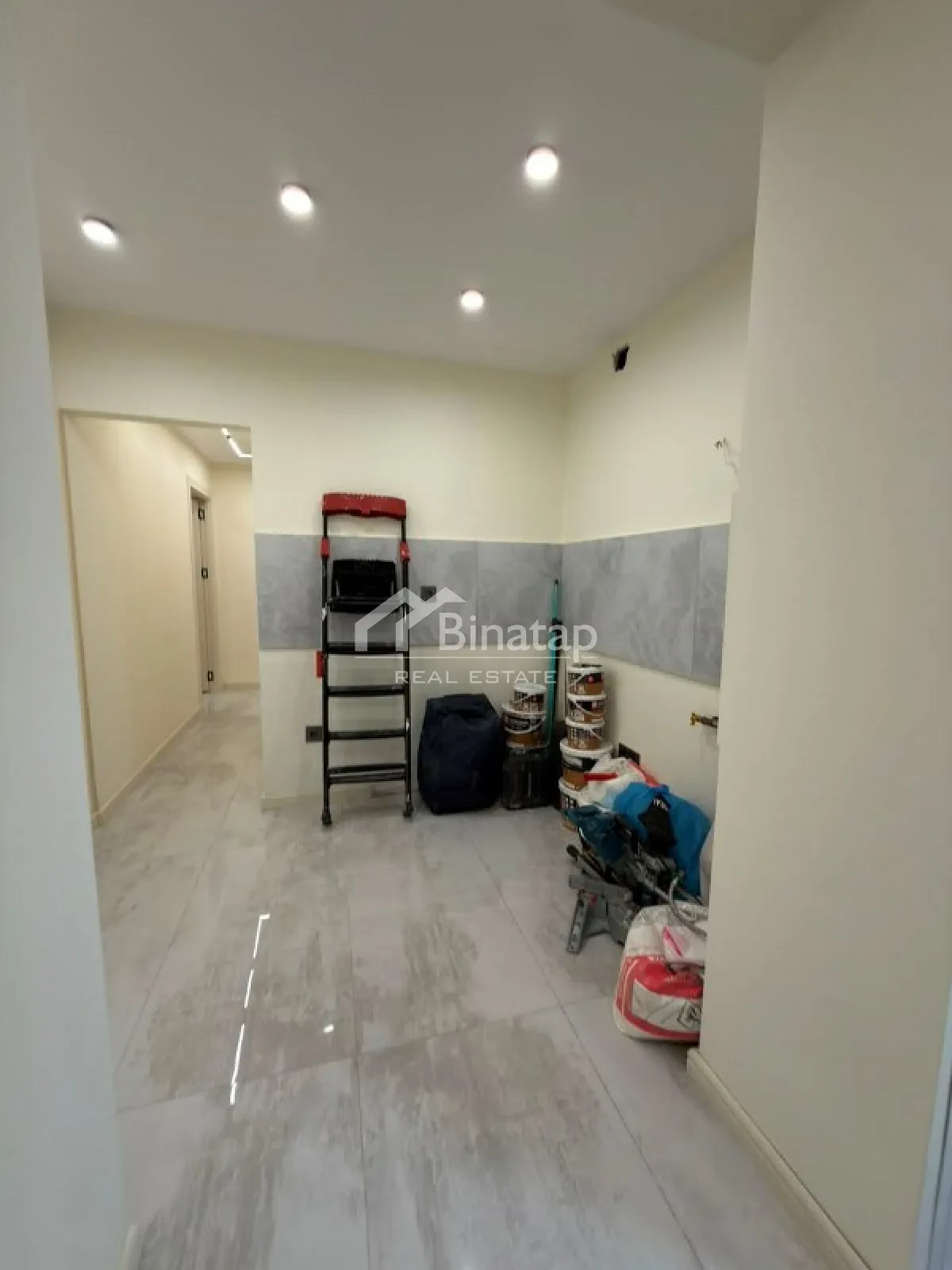 Satılır 3 otaqlı köhnə tikili 61 m², Elmlər Akademiyası m. — şəkil 8