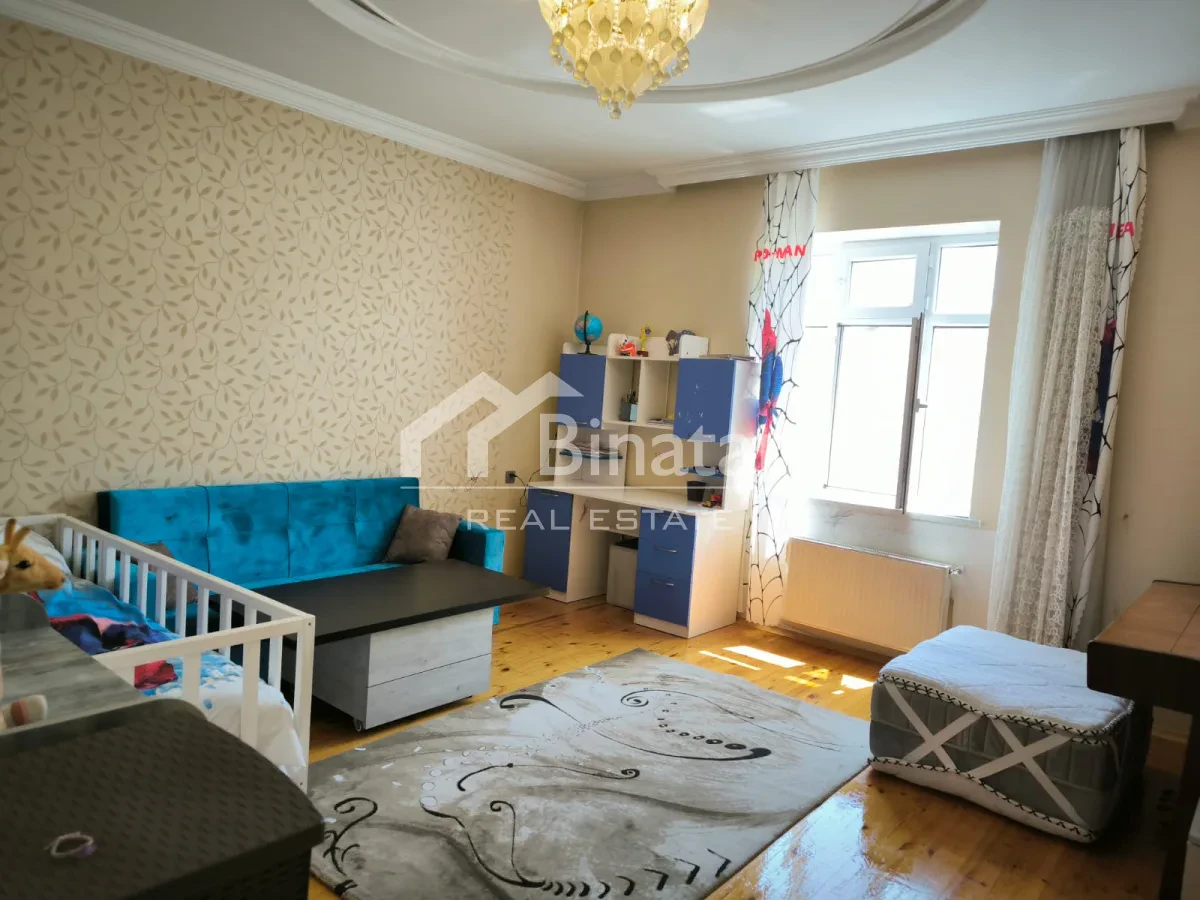 Satılır 5 otaqlı həyət evi / bağ evi 200 m², Xırdalan r. — şəkil 2